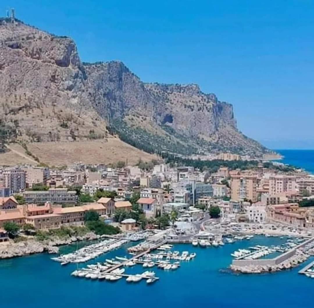 Ferienwohnung La Trinacria Mare Palermo Exterior foto